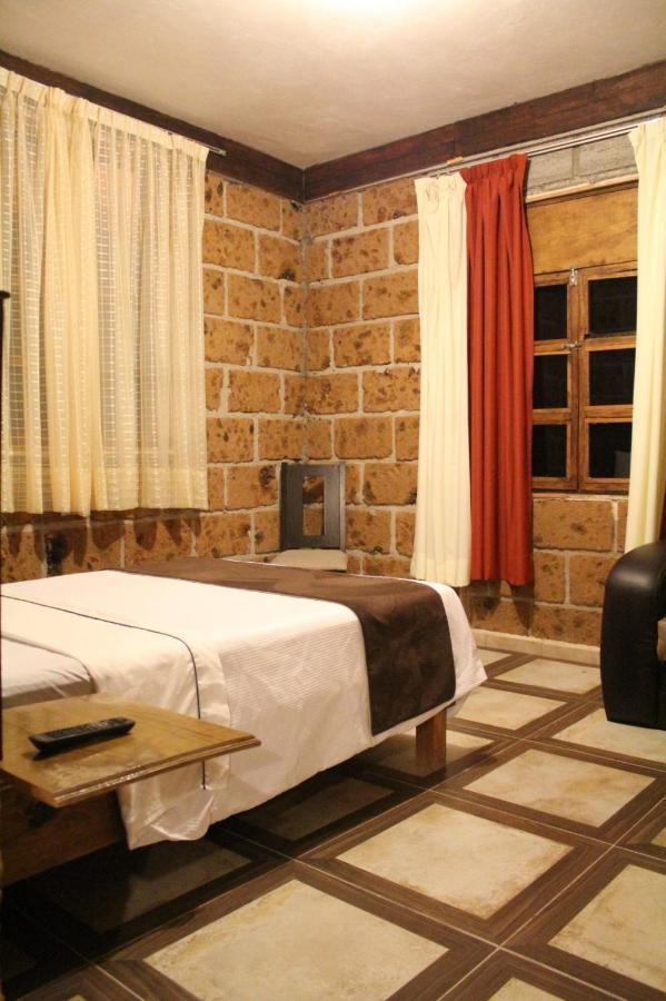 Hotel Real Nirvana 特科早特拉 外观 照片